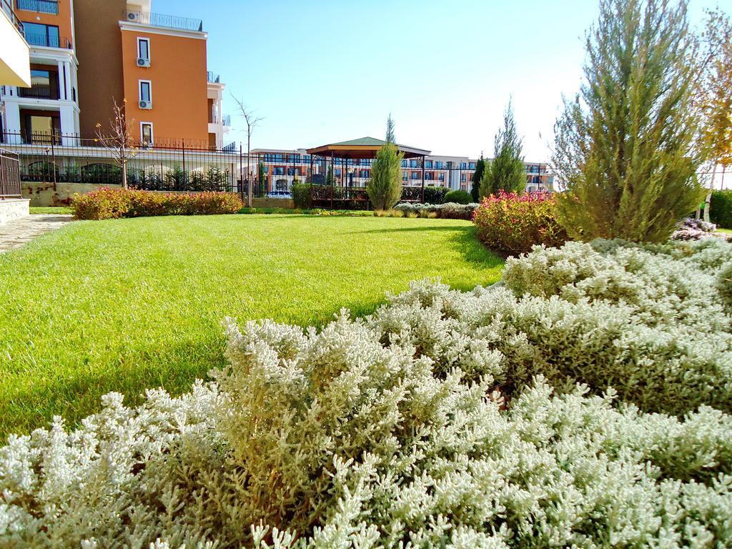 Oxygen Apartments Sveti Vlas Exterior photo