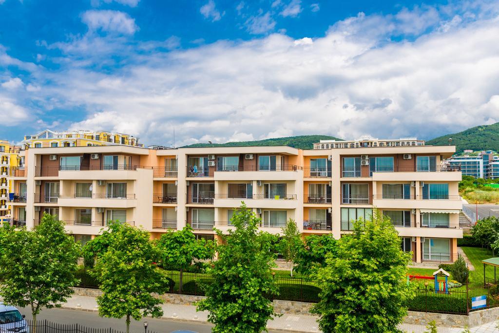 Oxygen Apartments Sveti Vlas Exterior photo