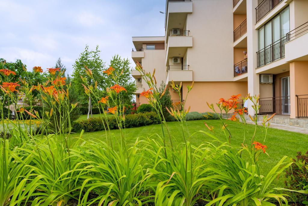 Oxygen Apartments Sveti Vlas Exterior photo